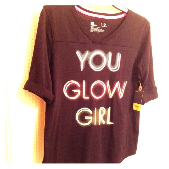 🆕🏷 ~ 3/4 sleeve pullover top - Picture 2 of 4